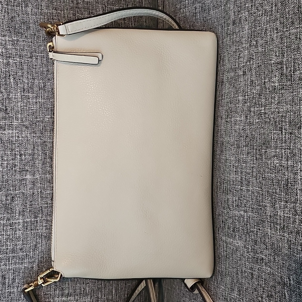 Tory Burch - Picture 3 of 10